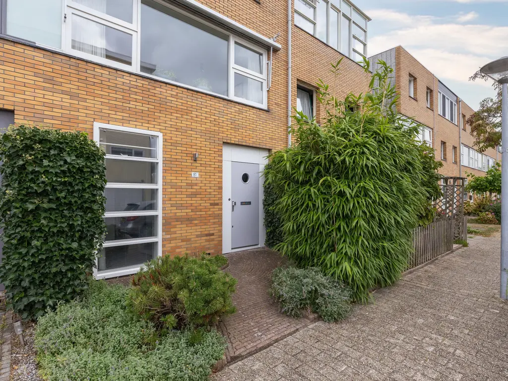 Han Hoekstrahof 81, HOORN