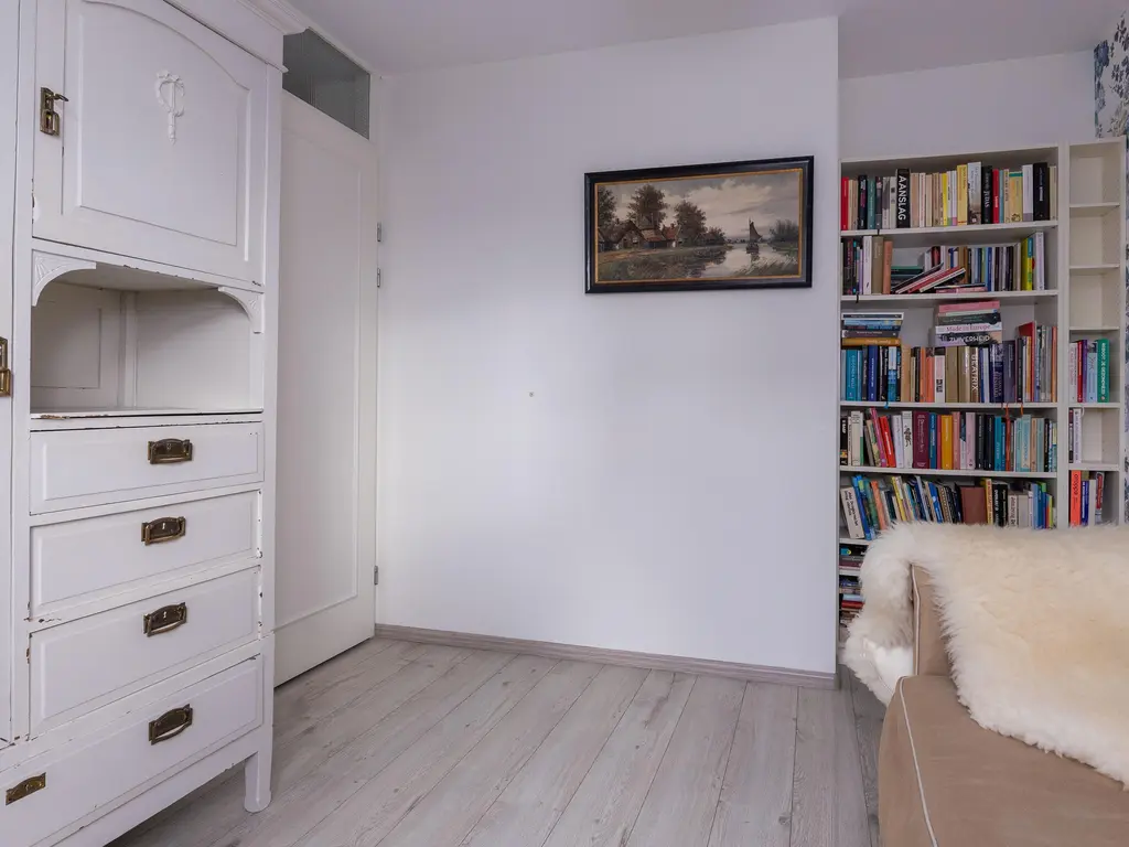 Han Hoekstrahof 81, HOORN