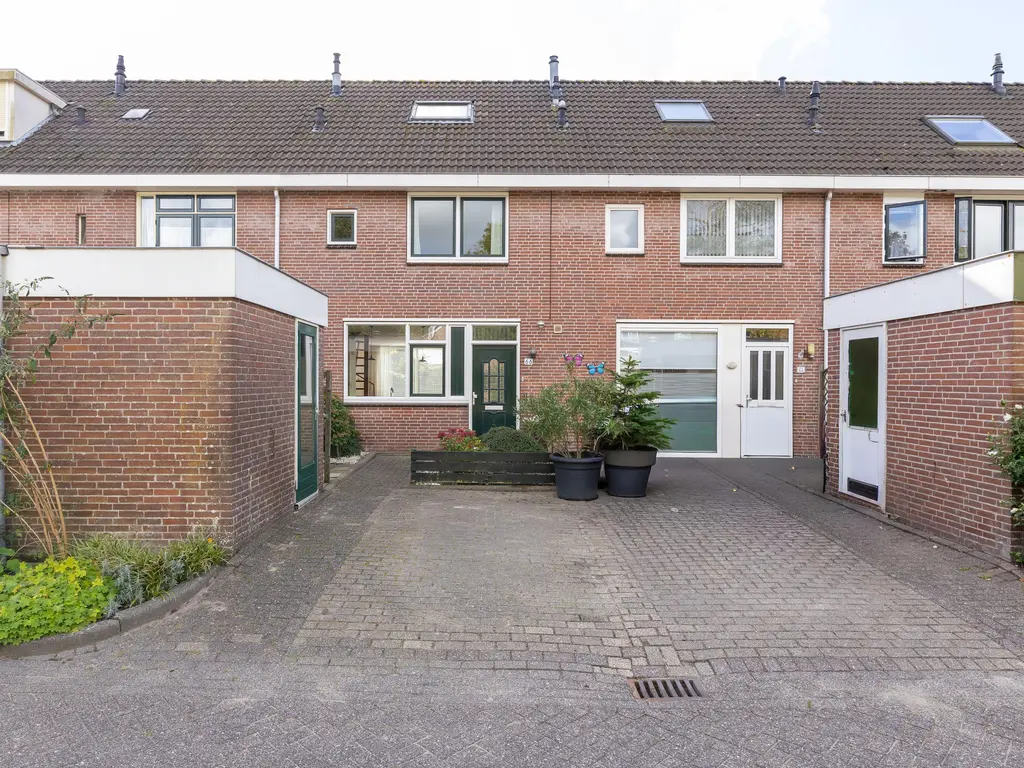Hondsdraf 66, ZWAAG