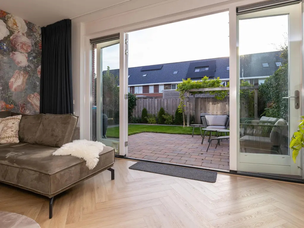 Adriaan Anthoniszstraat 28, ZWAAG