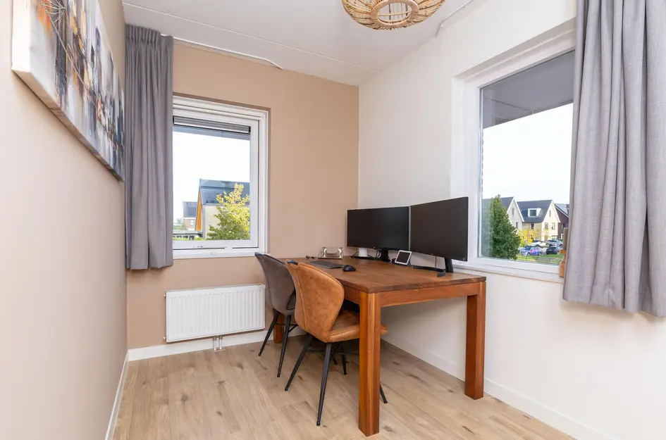 Adriaan Anthoniszstraat 28