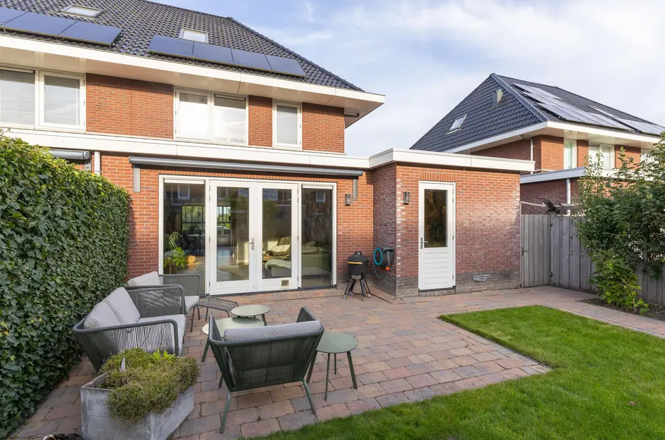 Adriaan Anthoniszstraat 28