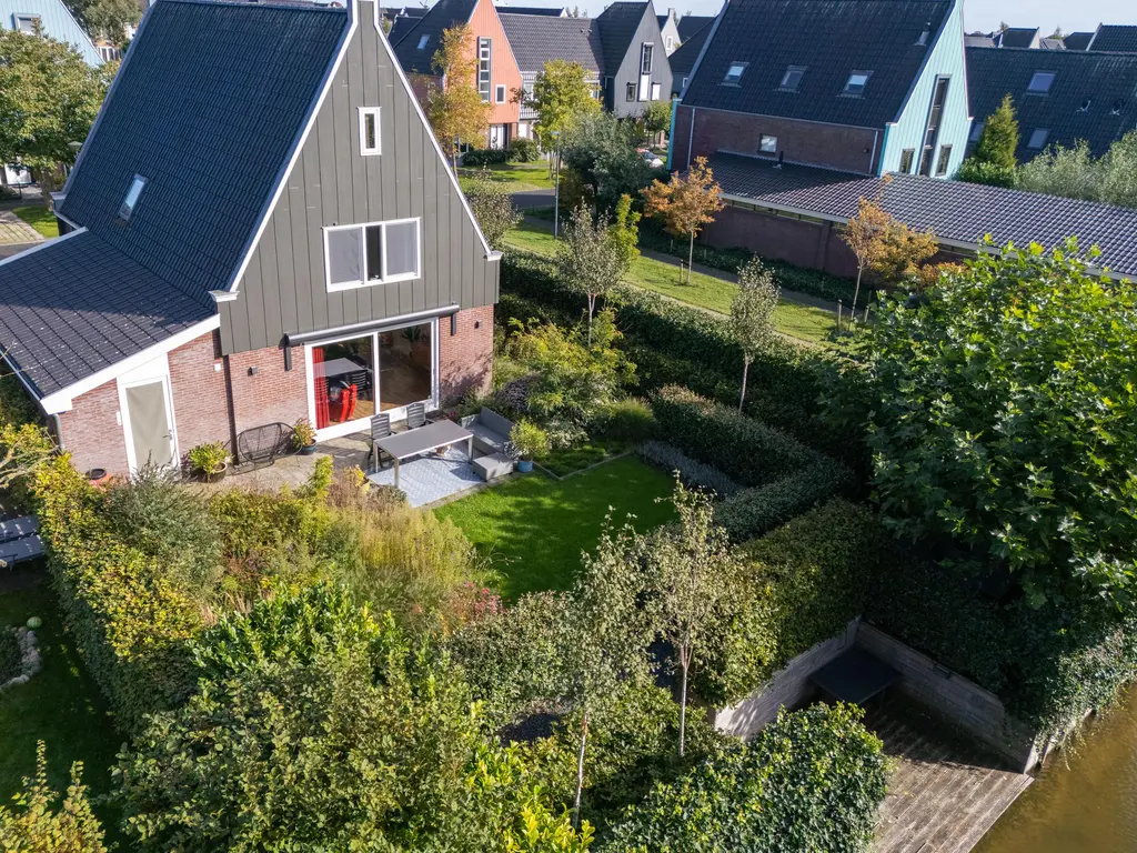 Waarschap 69, ZWAAG