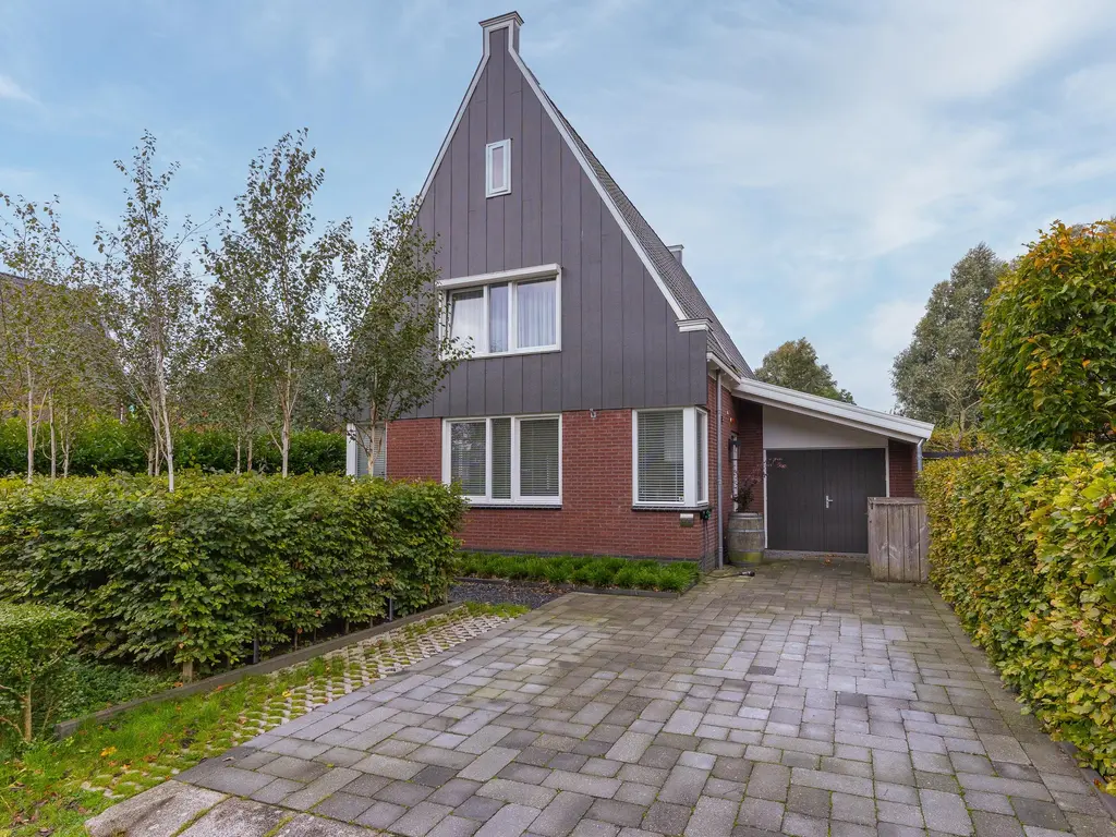 Waarschap 69, ZWAAG