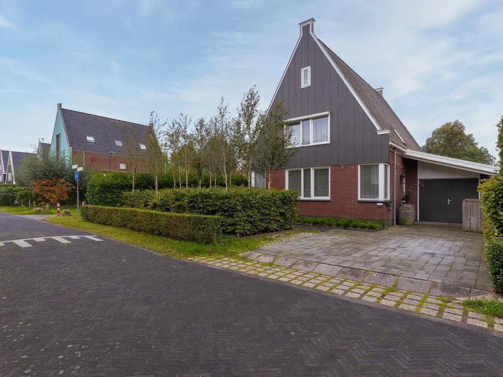 Waarschap 69, ZWAAG