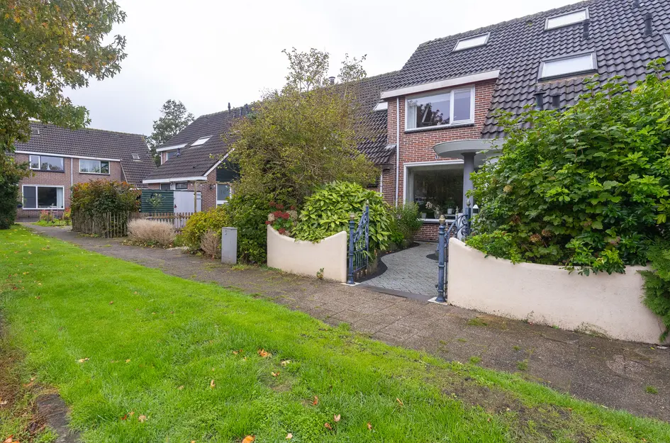 Kosterkring 18