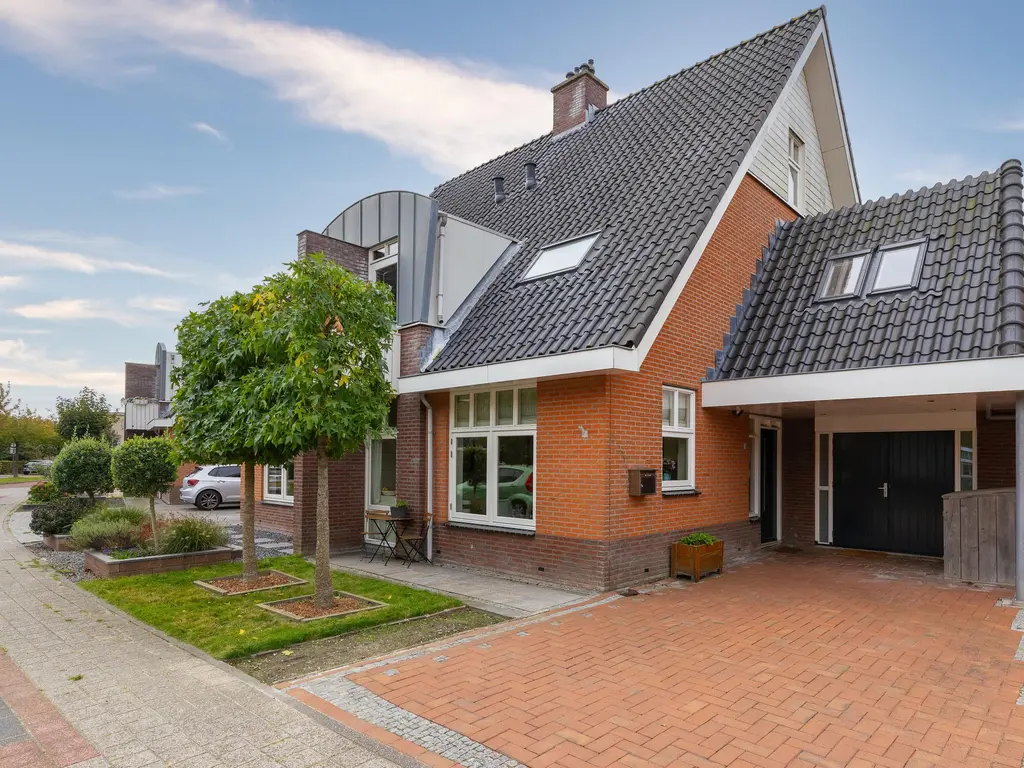 Mari Andriessenhof 24, HOORN