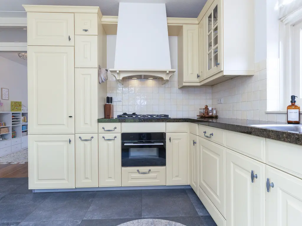 Mari Andriessenhof 24, HOORN