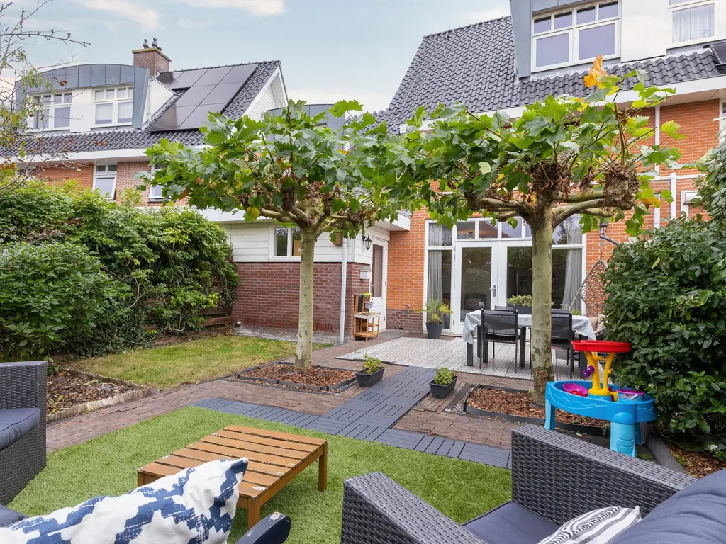 Mari Andriessenhof 24, HOORN