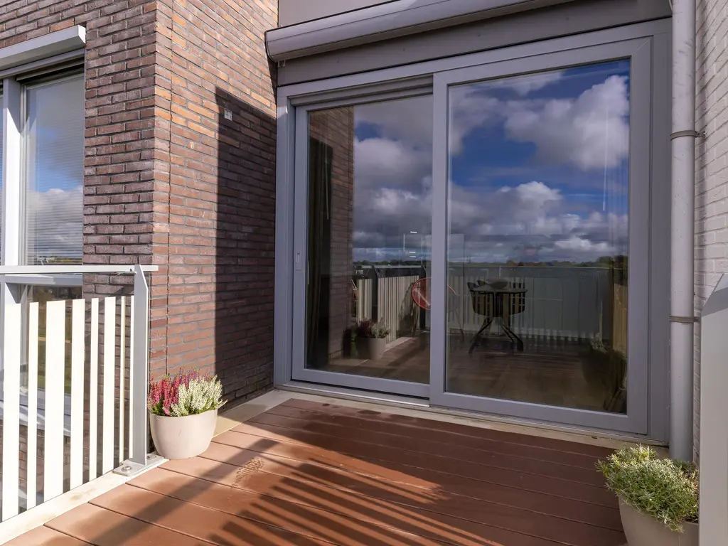 Jan Doustraat 80, ZWAAG