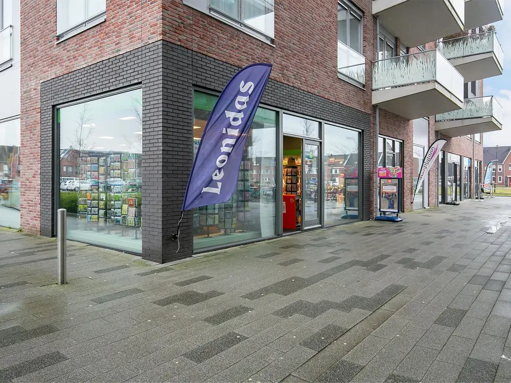 Jan Doustraat 80, ZWAAG