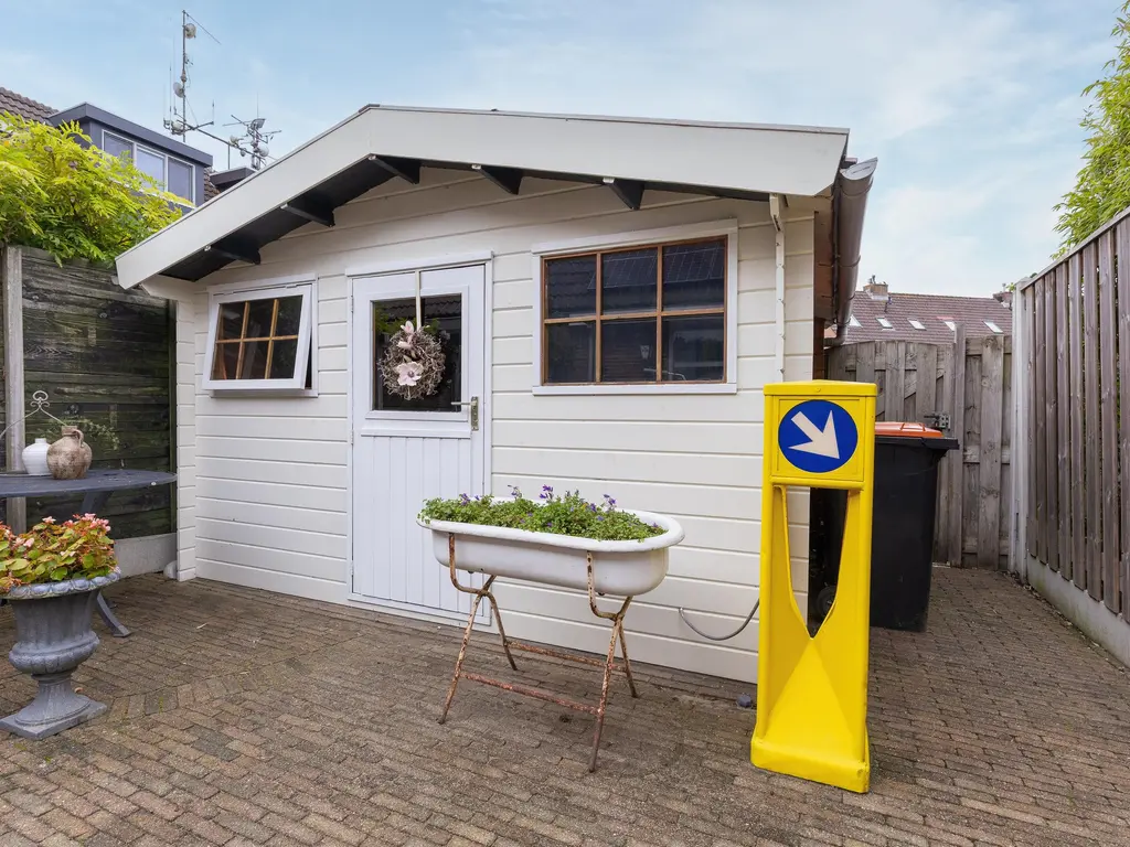 Langetuin 143, ZWAAG