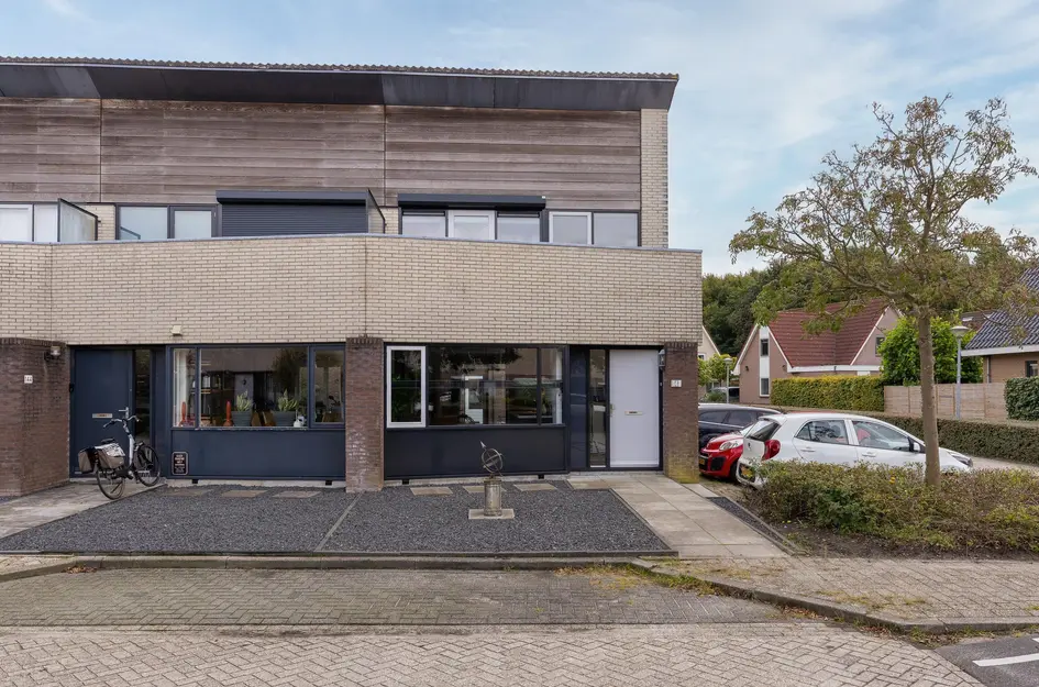 Bertus Aafjeshof 143