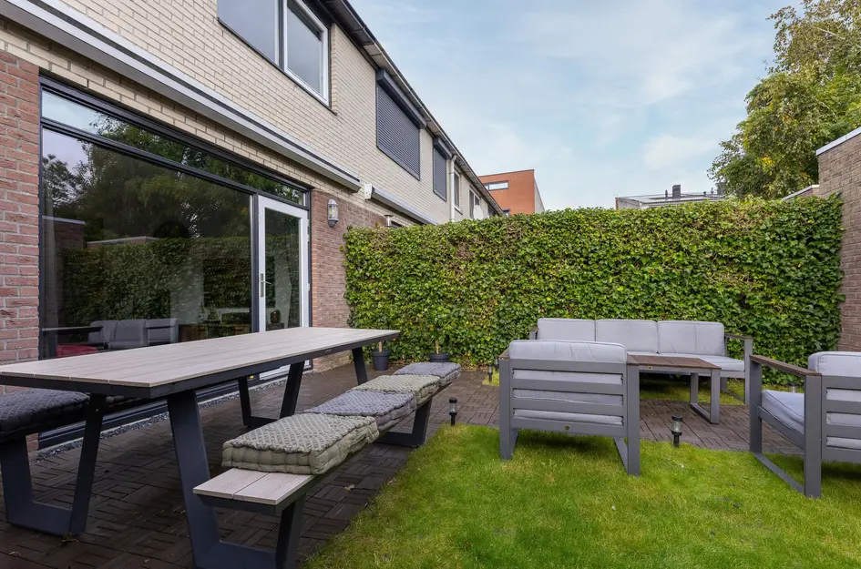 Bertus Aafjeshof 143