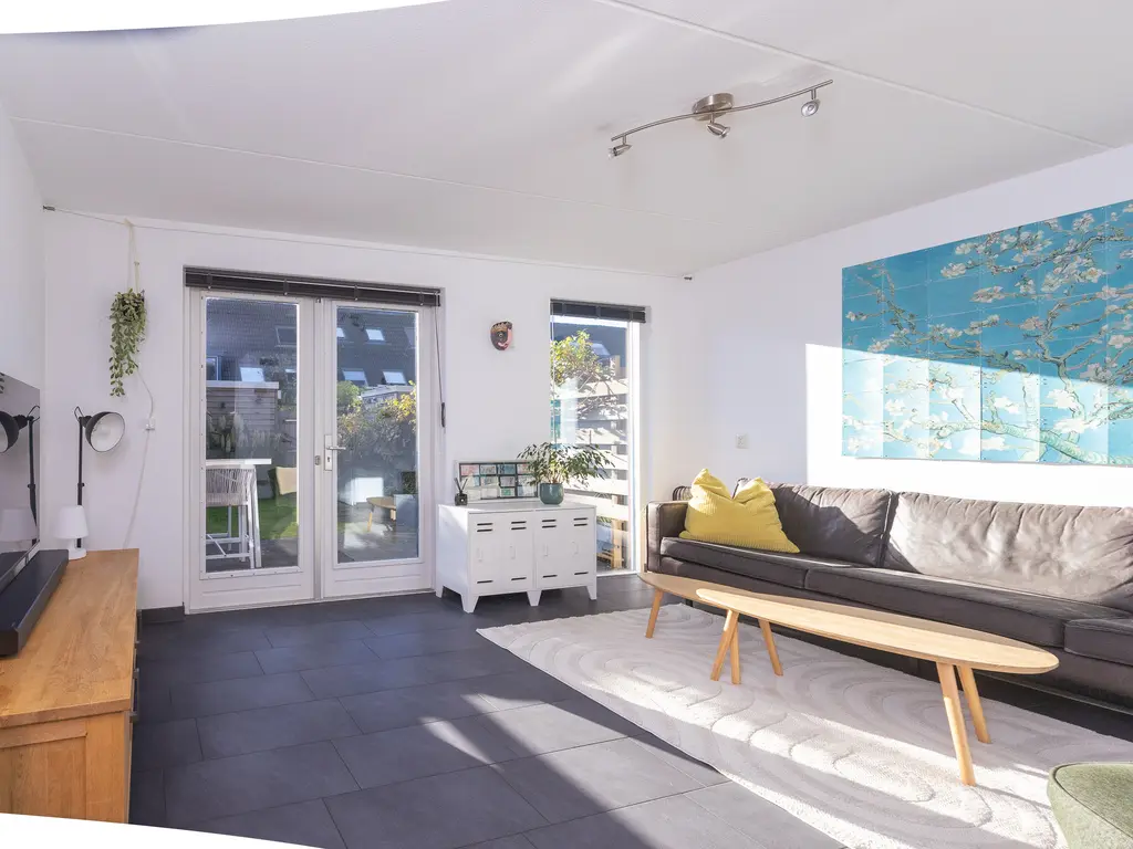 Van Goghhof 10, HOORN