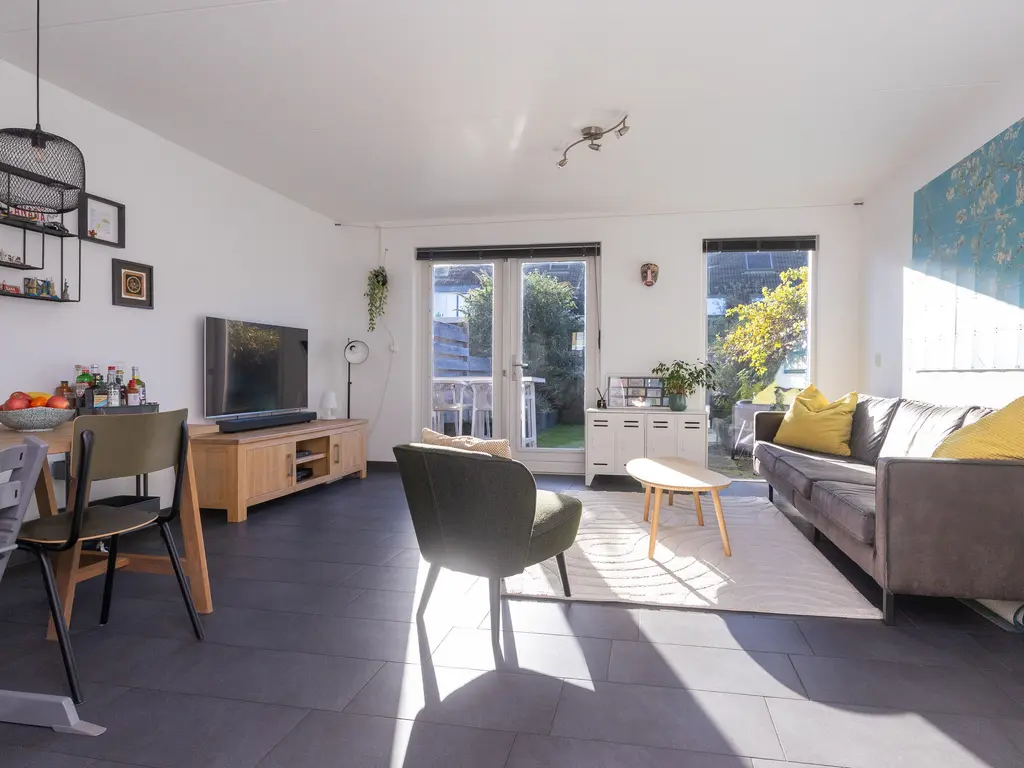 Van Goghhof 10, HOORN