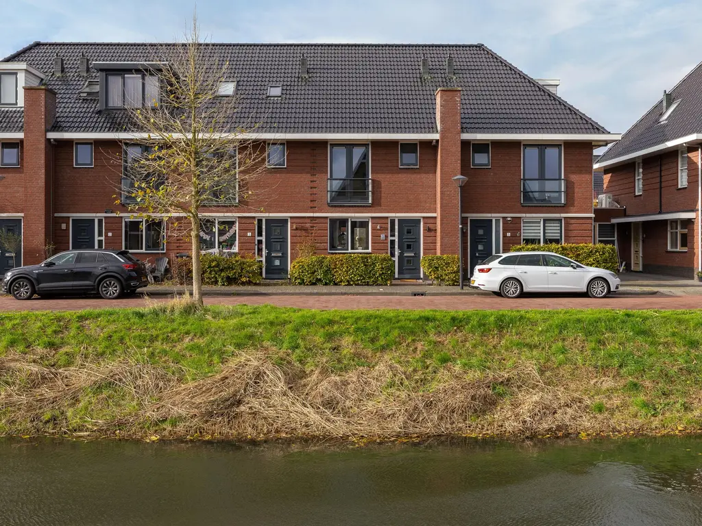 Adriaan Anthoniszstraat 4, ZWAAG