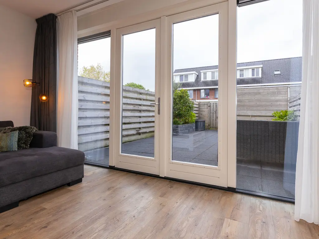 Adriaan Anthoniszstraat 4, ZWAAG