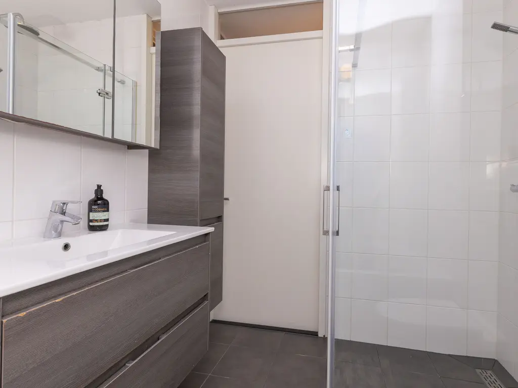 Adriaan Anthoniszstraat 4, ZWAAG