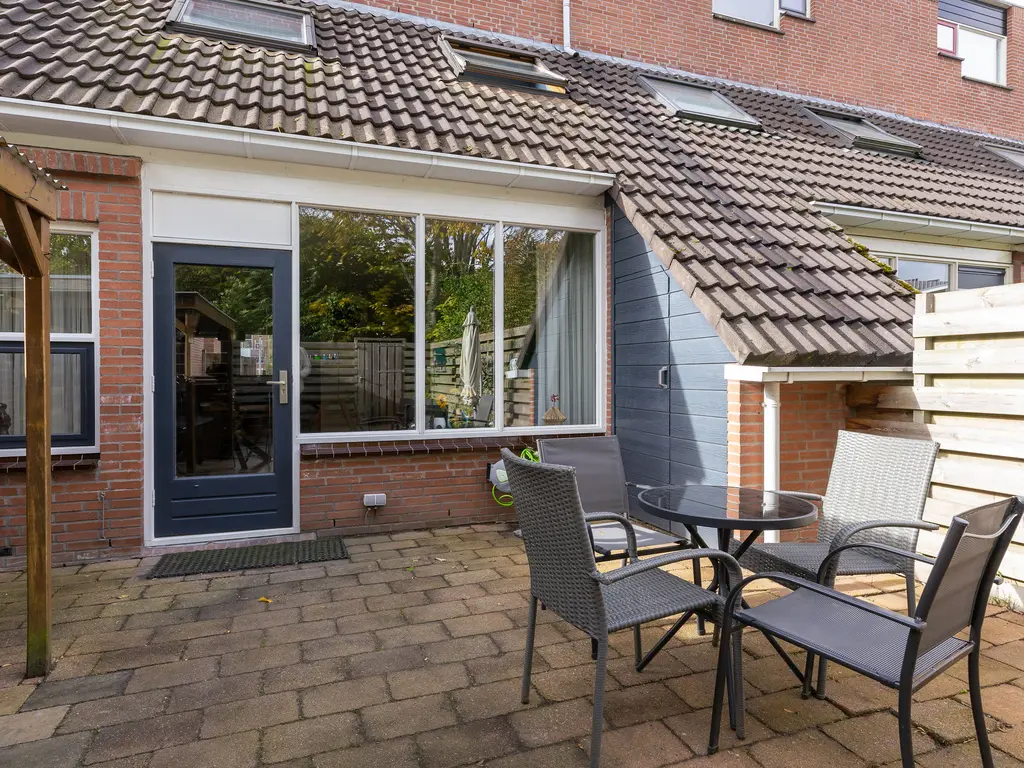 Kosterstuin 133, ZWAAG