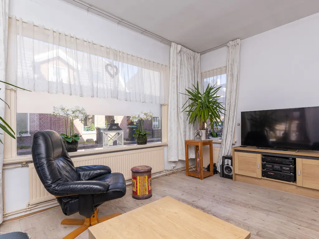 Hoofdstraat 198, BOVENKARSPEL