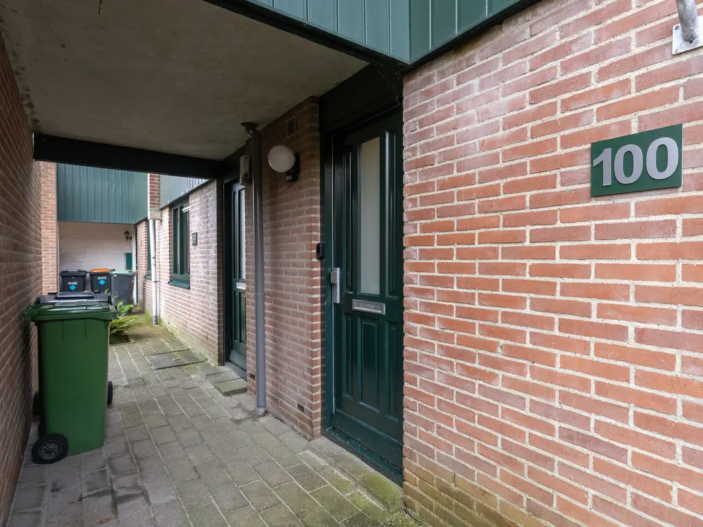 De Wieken 100, HOORN