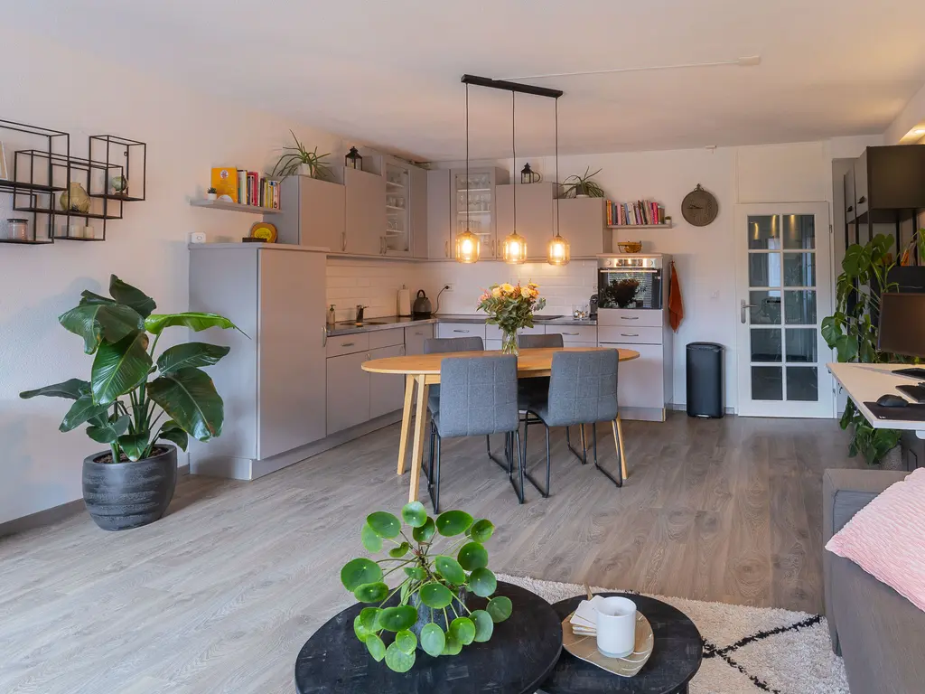 De Wieken 100, HOORN