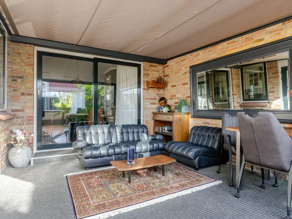 Dirk Hulstweg 4, Oosterblokker