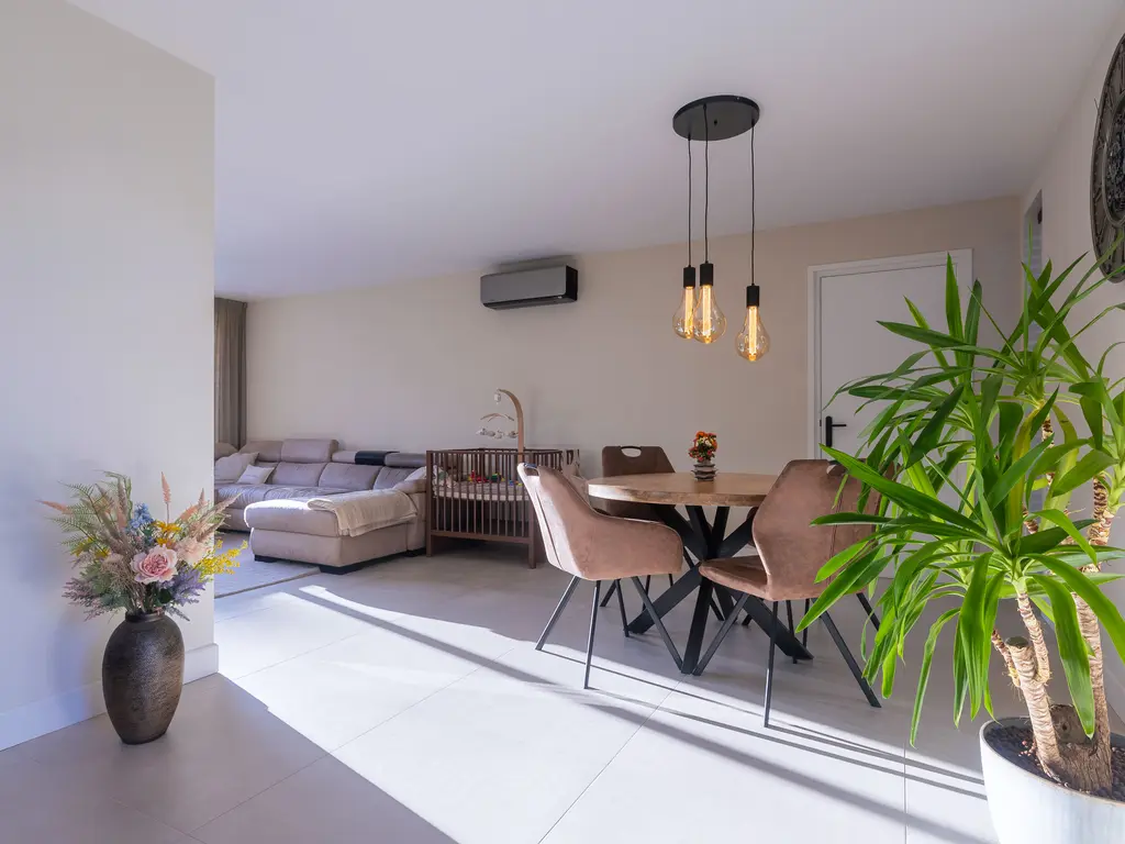 Dres 5, SIJBEKARSPEL