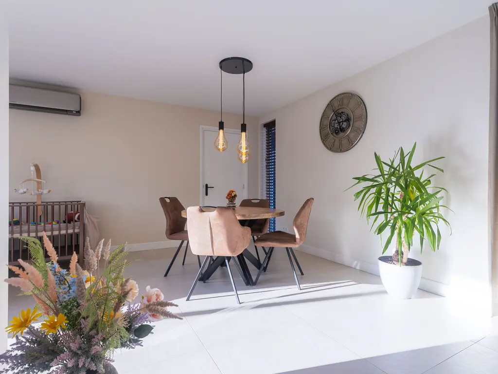 Dres 5, SIJBEKARSPEL