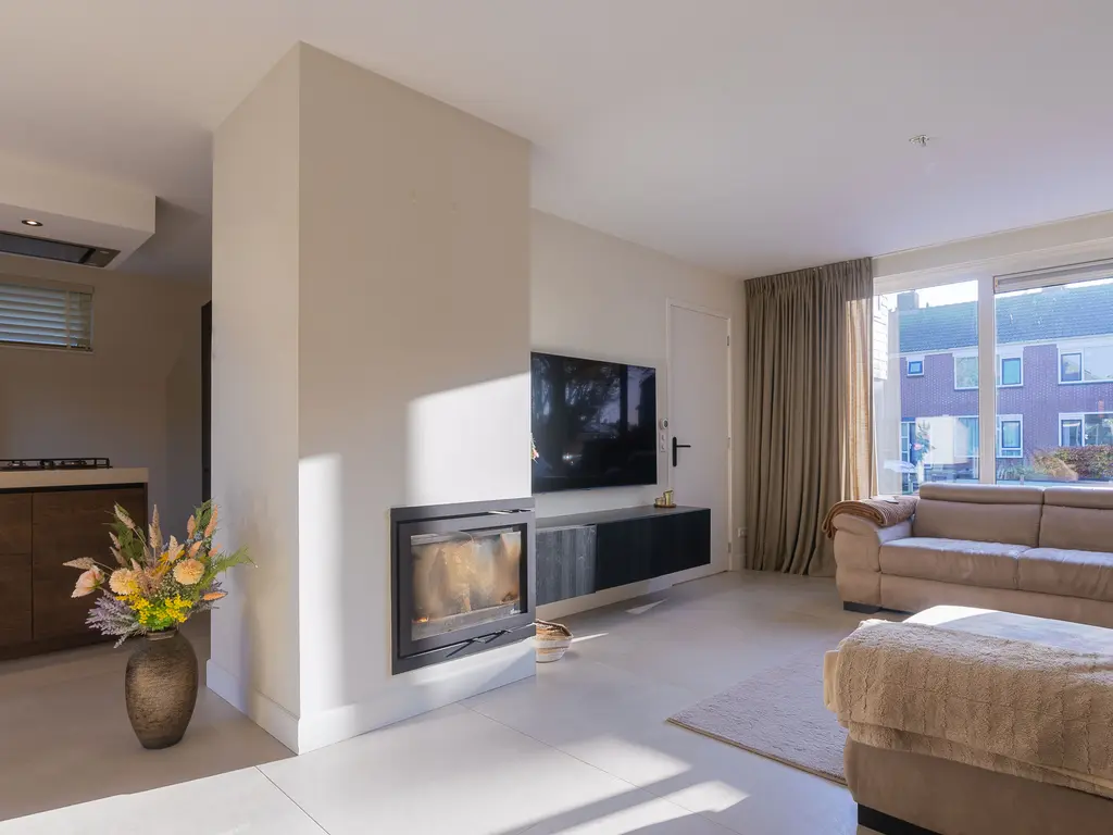 Dres 5, SIJBEKARSPEL