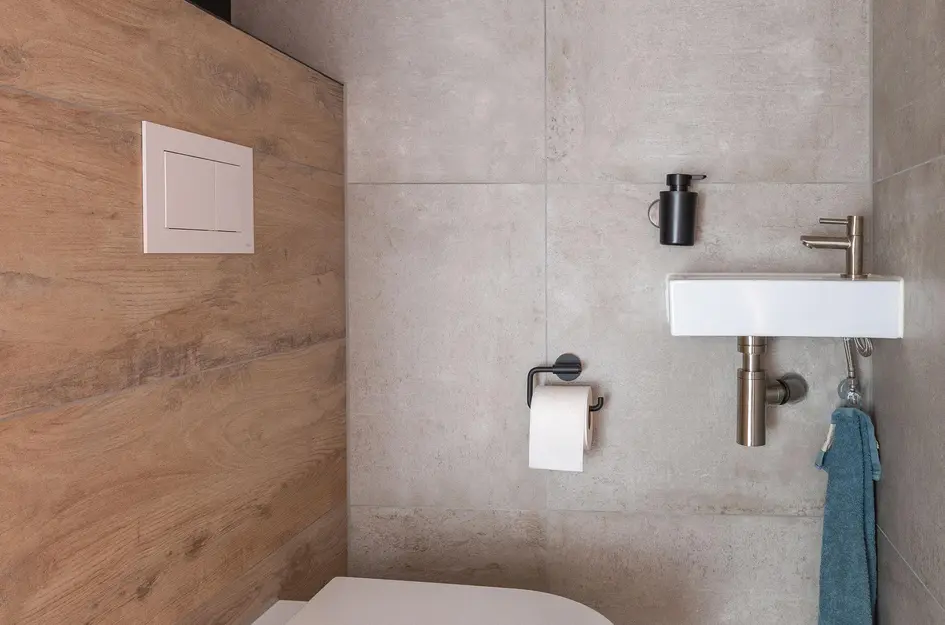 John Raedeckerhof 13