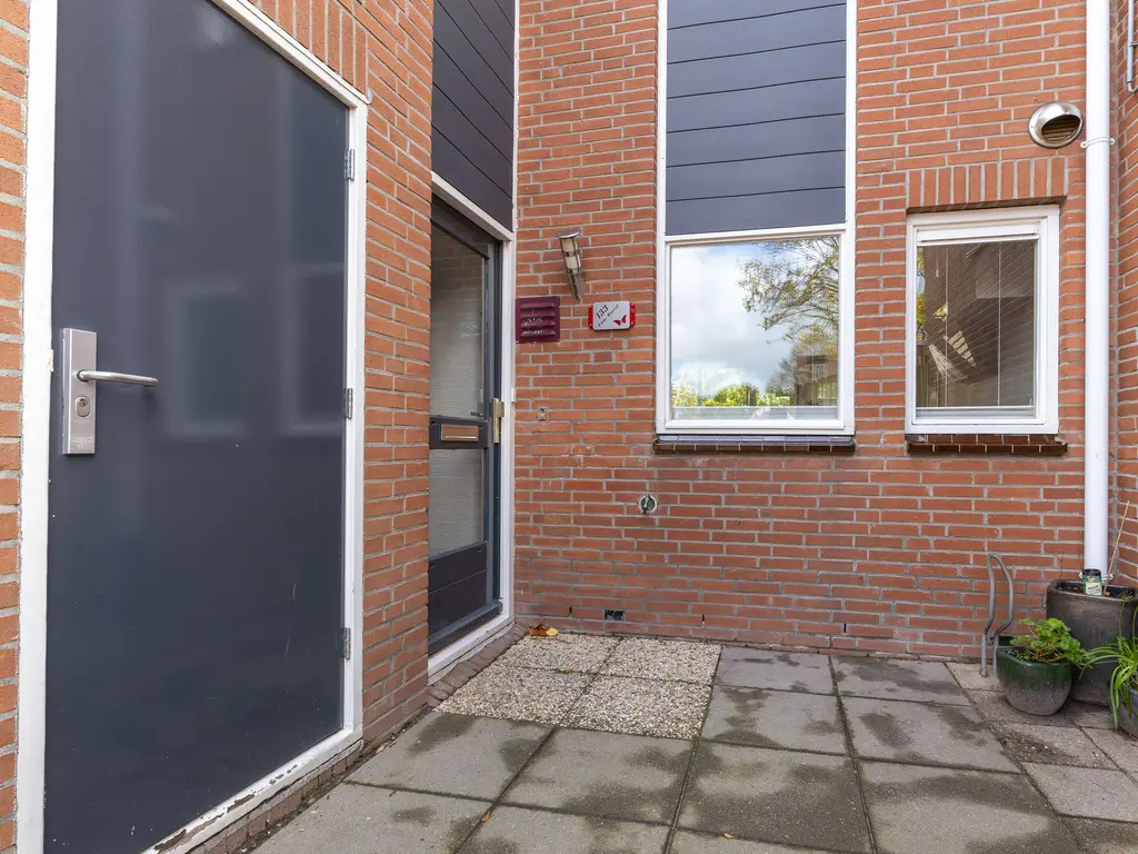 Kosterstuin 133, ZWAAG