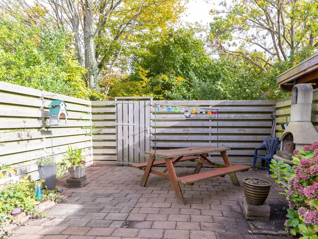 Kosterstuin 133, ZWAAG