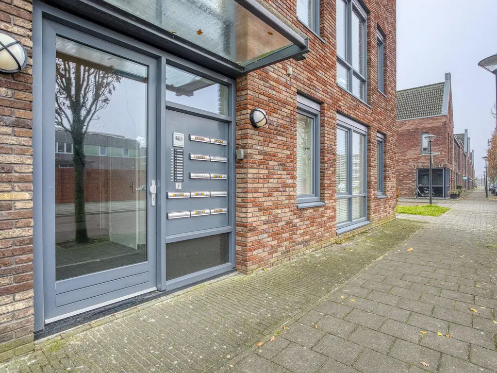 Jan Doustraat 22, ZWAAG