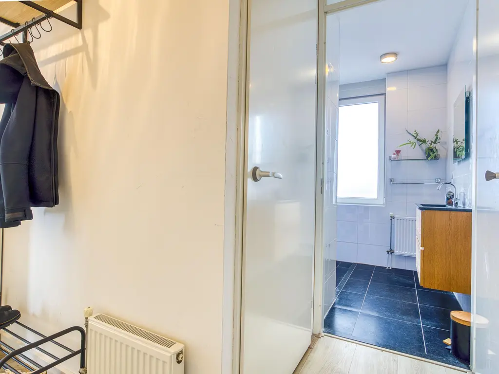 Jan Doustraat 22, ZWAAG