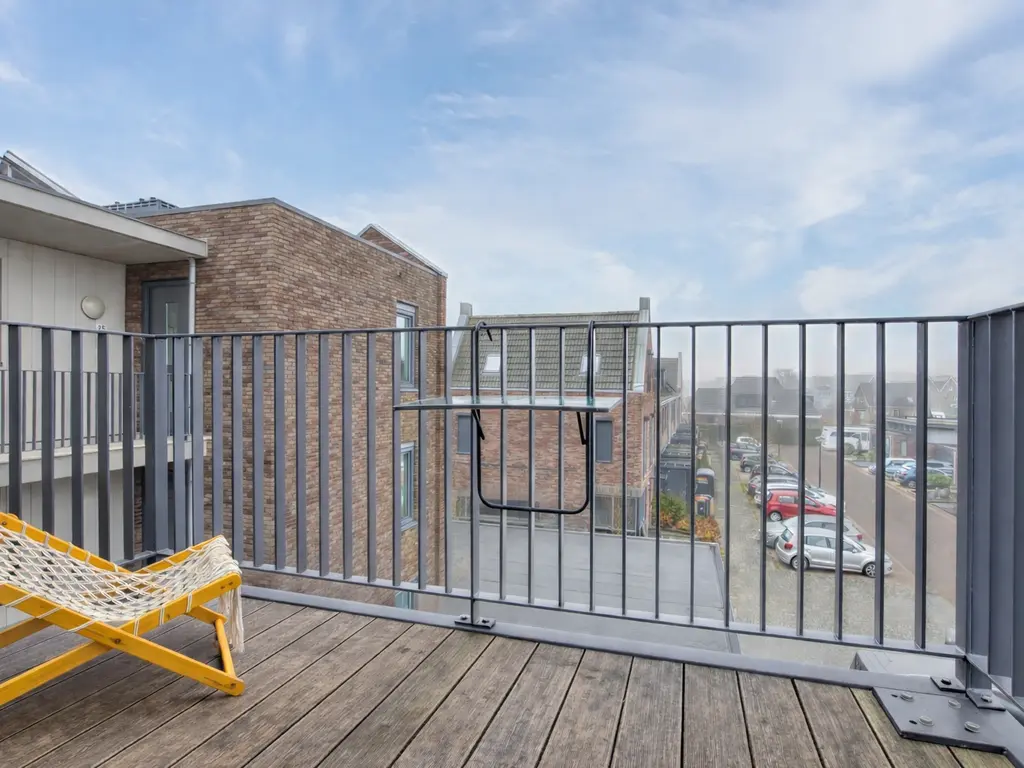 Jan Doustraat 22, ZWAAG