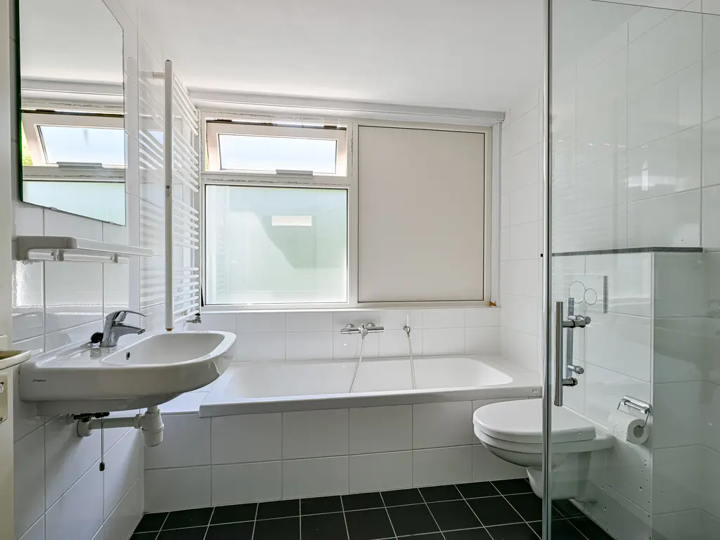 van Teylingenlaan 22, HEERHUGOWAARD