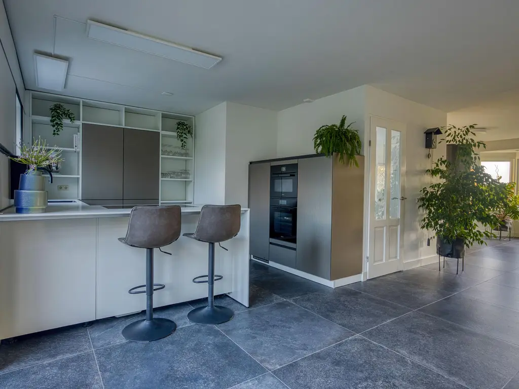 Koewijzend 43A, ZWAAG