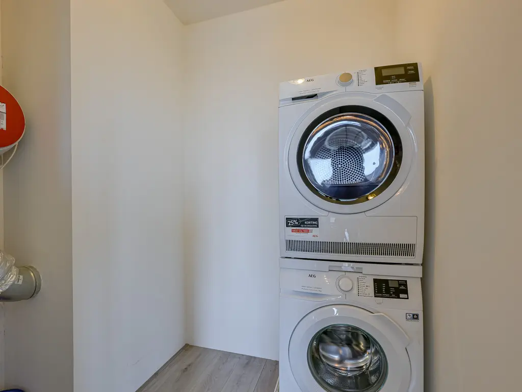 Lapis Lazuli 160, HEERHUGOWAARD