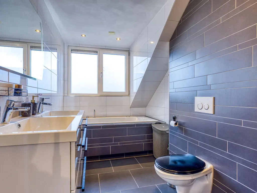 Cees Buddingh'hof 117, HOORN