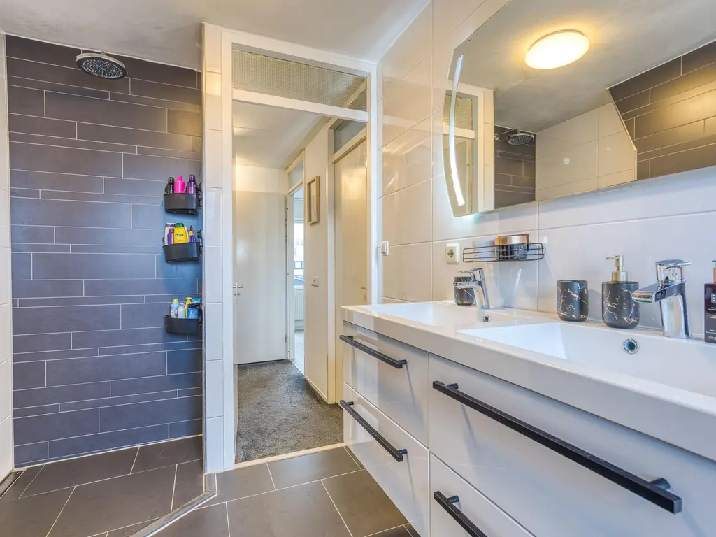 Cees Buddingh'hof 117, HOORN