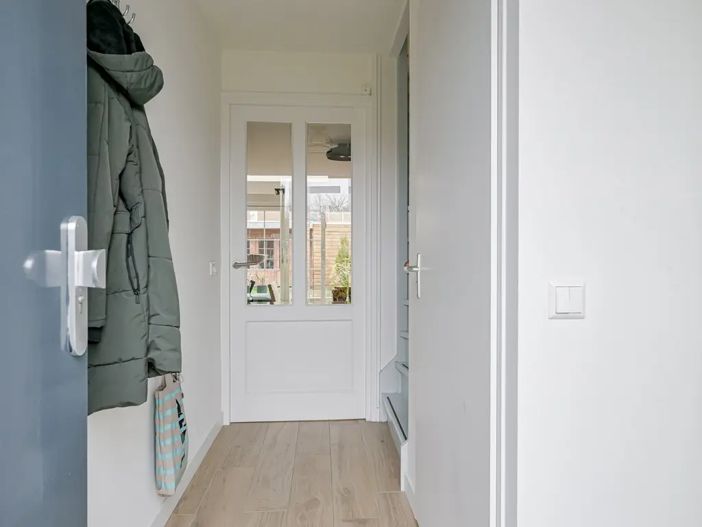 Aagje Dekentuin 28, HEERHUGOWAARD