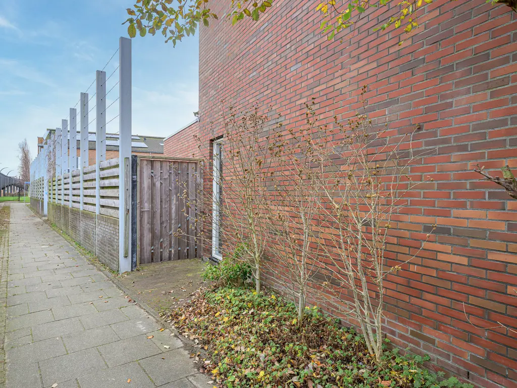 Aagje Dekentuin 28, HEERHUGOWAARD