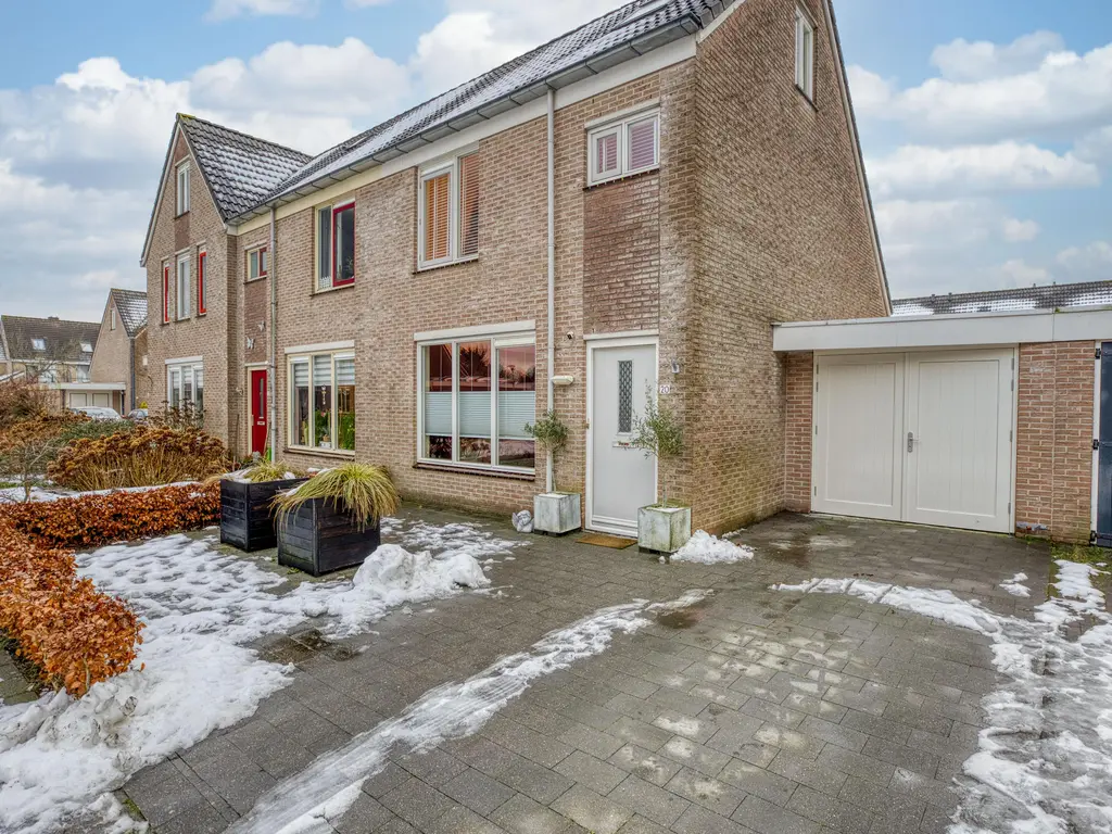 Sint Franciscuslaan 20, WOGNUM