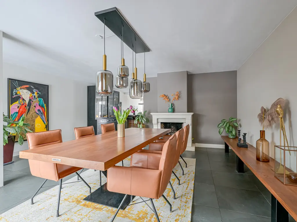 Zwarte Dolfijn 27, HEERHUGOWAARD