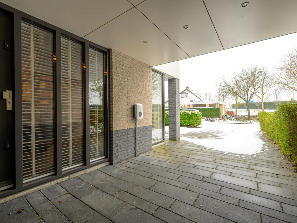 Zwarte Dolfijn 27, HEERHUGOWAARD