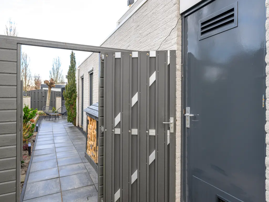 Diepsmeer 1, HEERHUGOWAARD