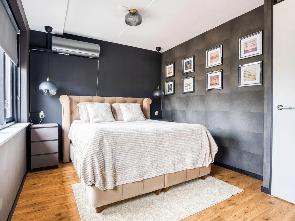 Optimist 10, MEDEMBLIK