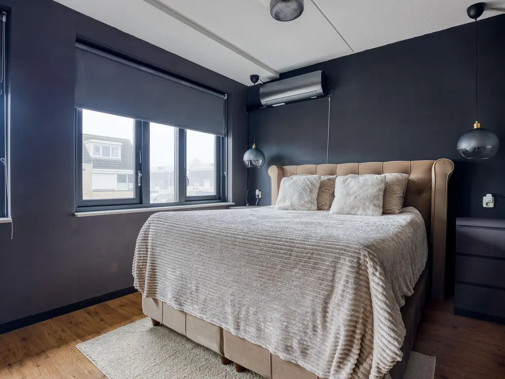 Optimist 10, MEDEMBLIK